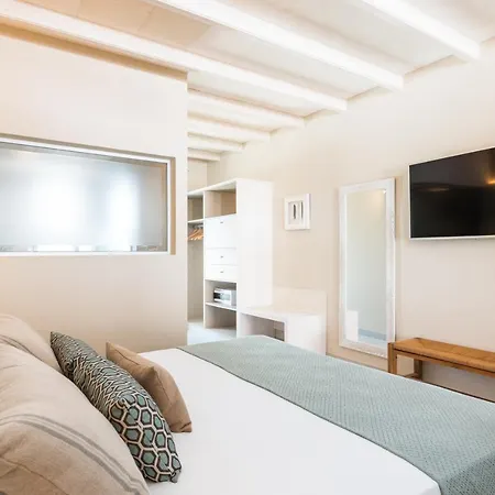 Llucasaldent Gran Menorca - Adults Only Farm stay