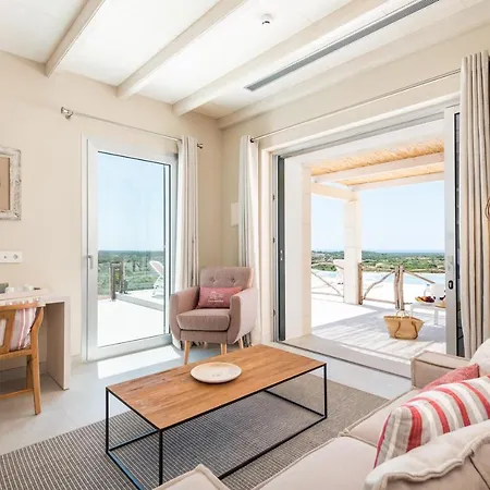 Llucasaldent Gran Menorca - Adults Only בית חווה